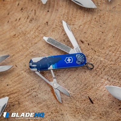 Victorinox Classic SD Swiss Army Knife Blade HQ Blue Crazy Wolf "Lobo Loco" - Image 7