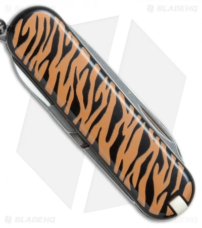 Victorinox Classic SD Swiss Army Knife Tiger 56224 - Image 2